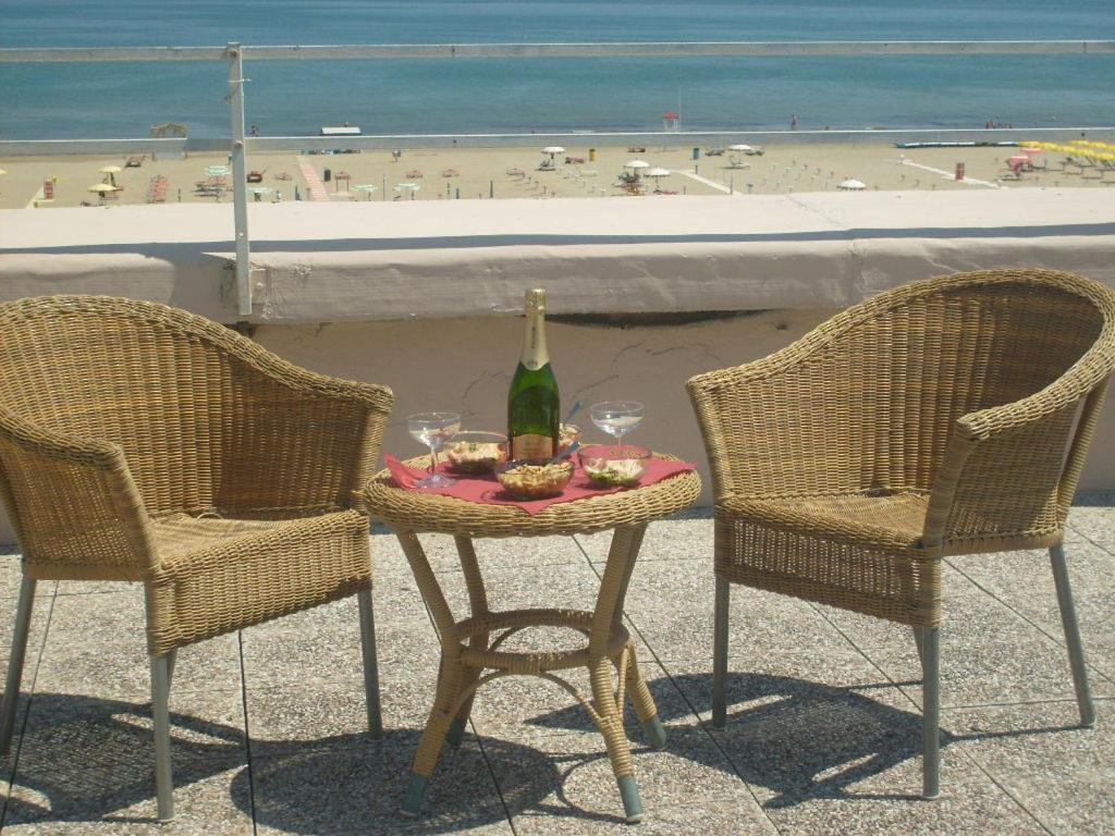 Hotel Bel Air Rivazzurra Di Rimini Exterior photo