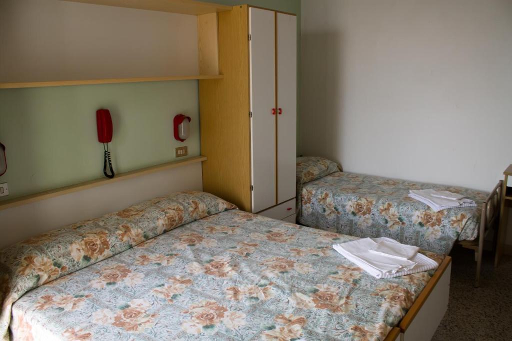 Hotel Bel Air Rivazzurra Di Rimini Room photo